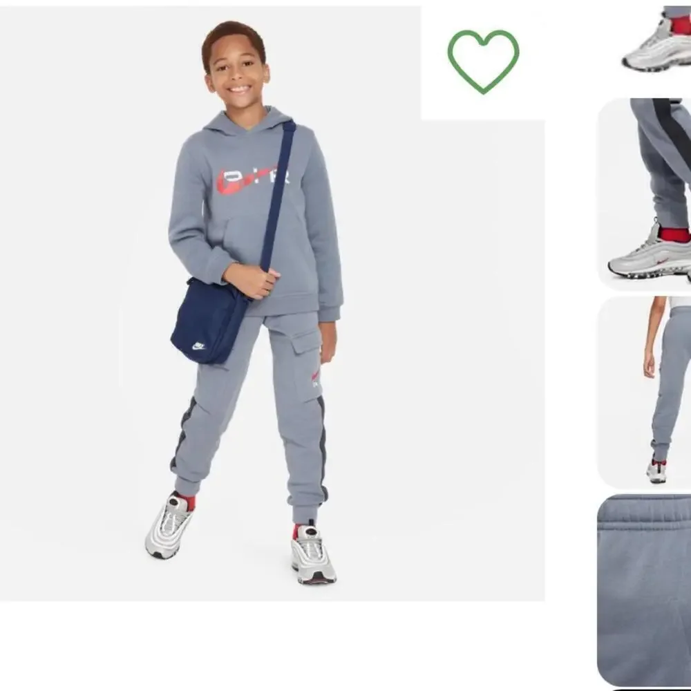 Nike Big Kids Air Standard-Fit Fleece Sportswear Club Cargo Jogger Pants.